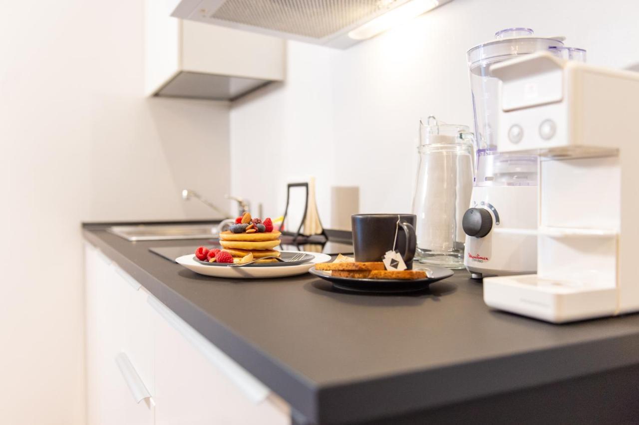 Smart & Urban Suites - Corso51 Ρίμινι Εξωτερικό φωτογραφία